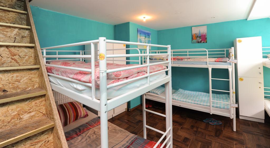 Backpacker Hostel Прага Екстер'єр фото